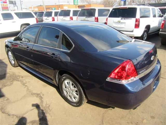 2010 Chevrolet Impala Police 4dr Sedan w/1LS